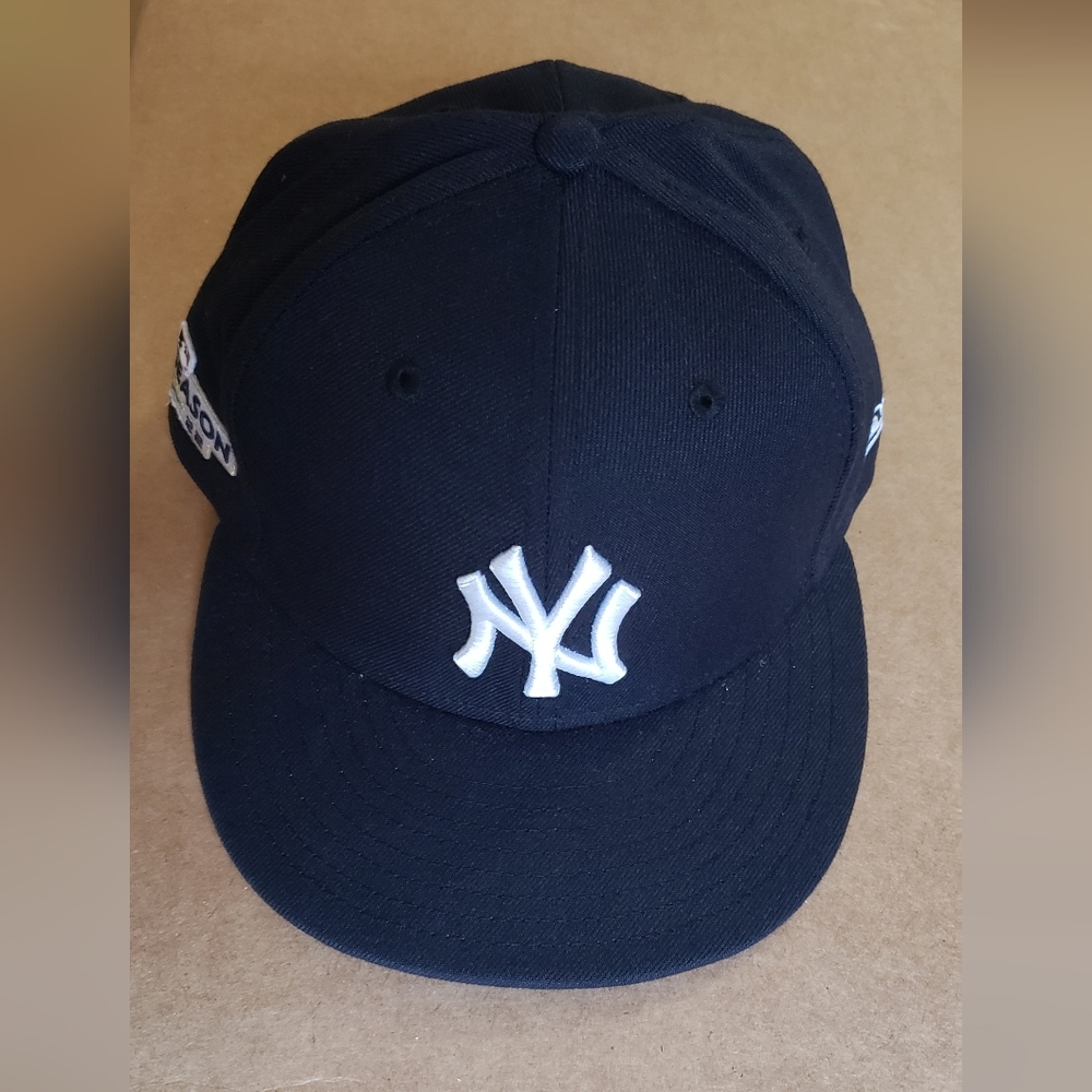New Era New York Yankees Postseason 2022 Fitted Hat Cap Size 7 1/8